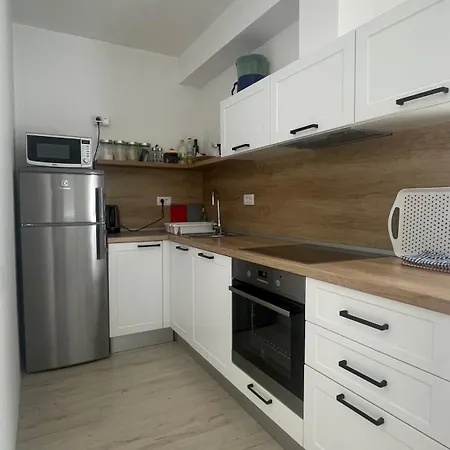 Luce Apartamento Slatine